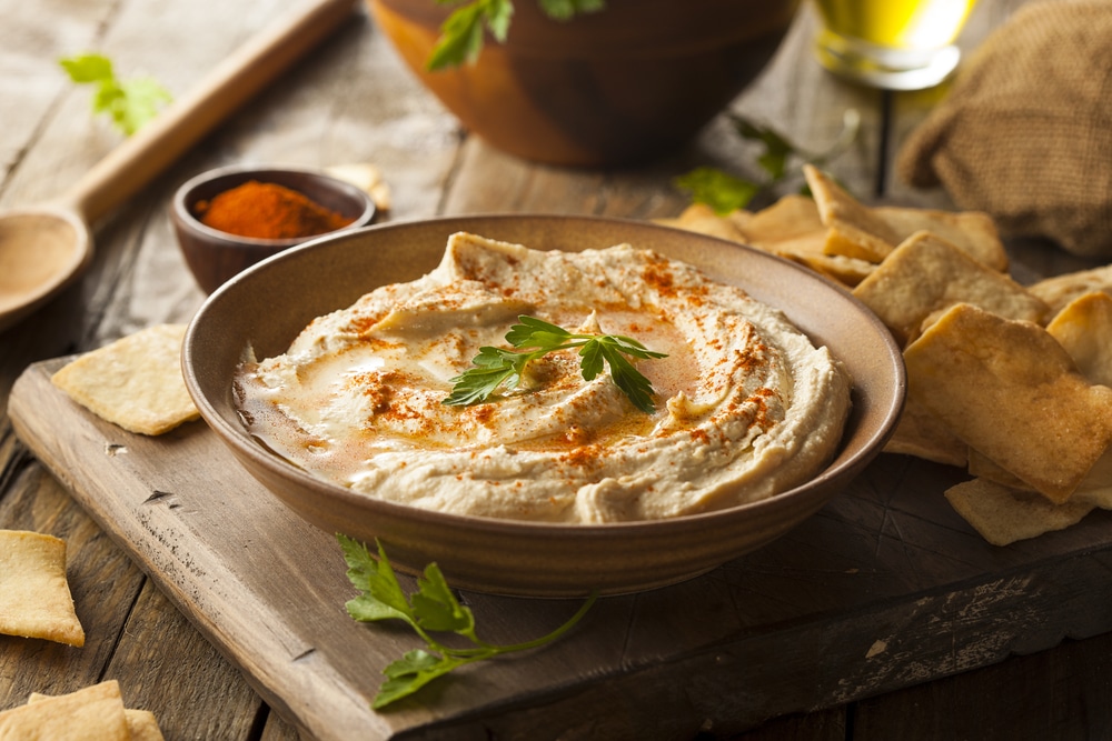 5 Reasons to Make Hummus a Part of Your Diet