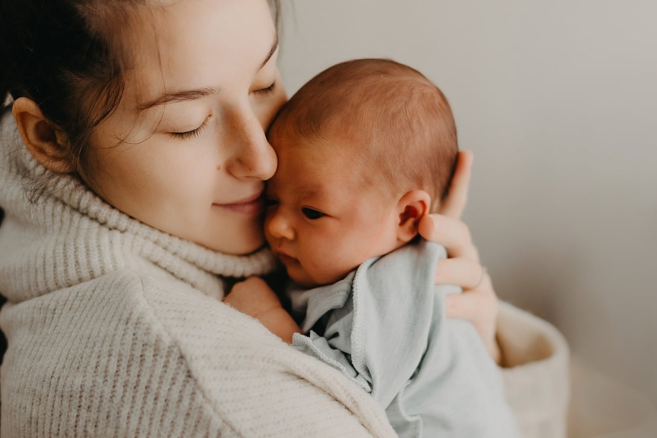 10 Postnatal Care Tips For Mothers
