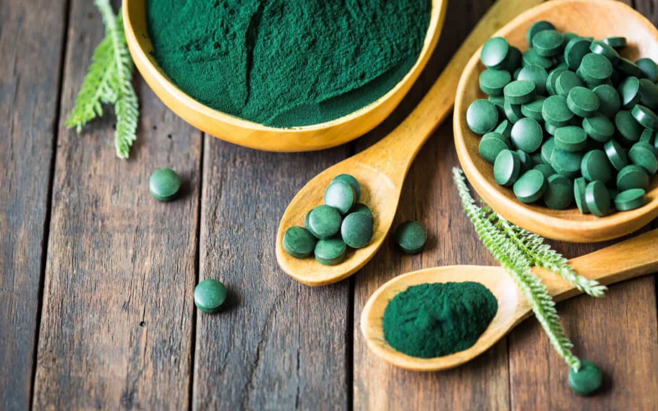 Spirulina Nutrition, Health Benefits, Types, & Side Effects HealthifyMe