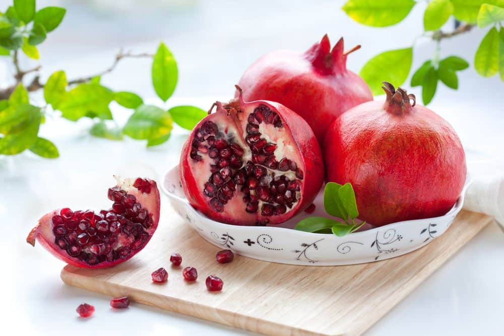 Pomegranate: Nutritional Facts, Health Benefits, and 3 Summer Recipes