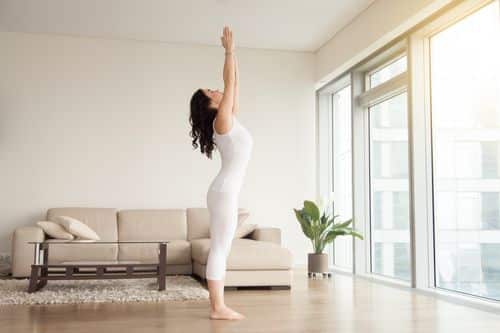 Tadasana (posture de la montagne)