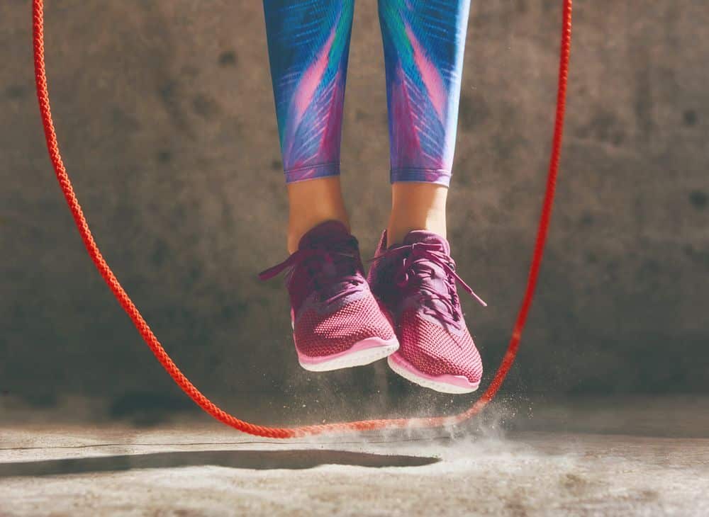 8 Surprising Benefits of Skipping Rope for Fitness