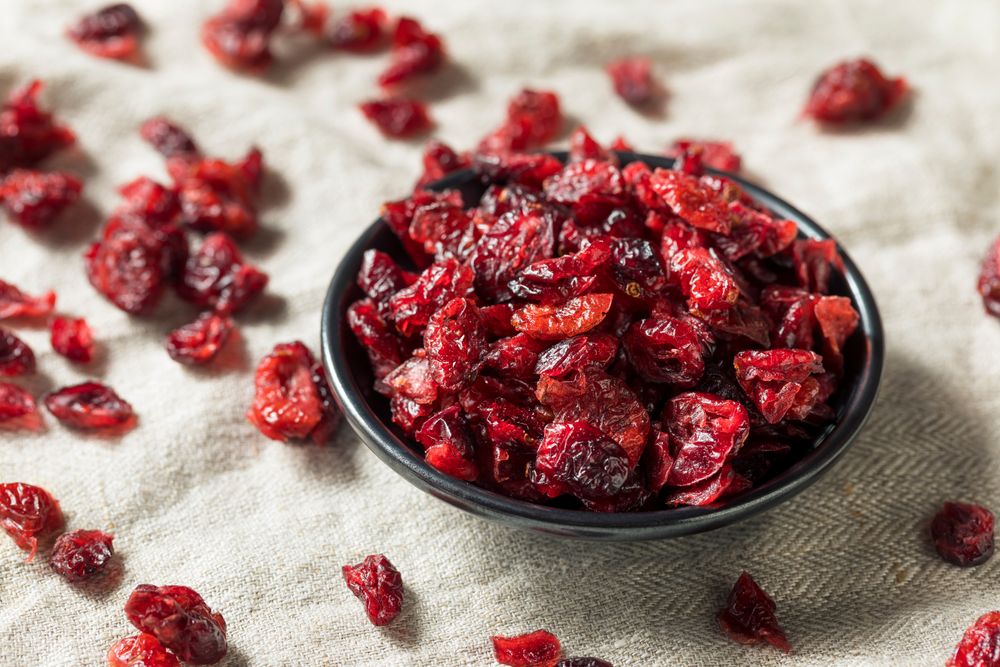 9 Health Benefits of Dried Cranberries