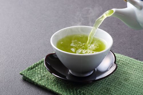 Green Tea vs Milk Tea - Which is Better?