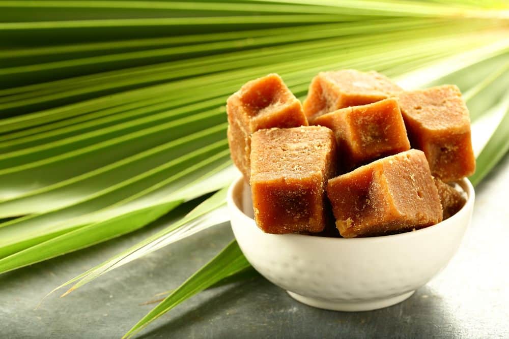 Jaggery – Benefits, Nutrition, Calories, and Types of Jaggery