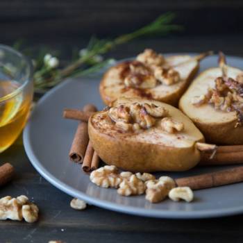 Baked-Pear-with-Cinnamon