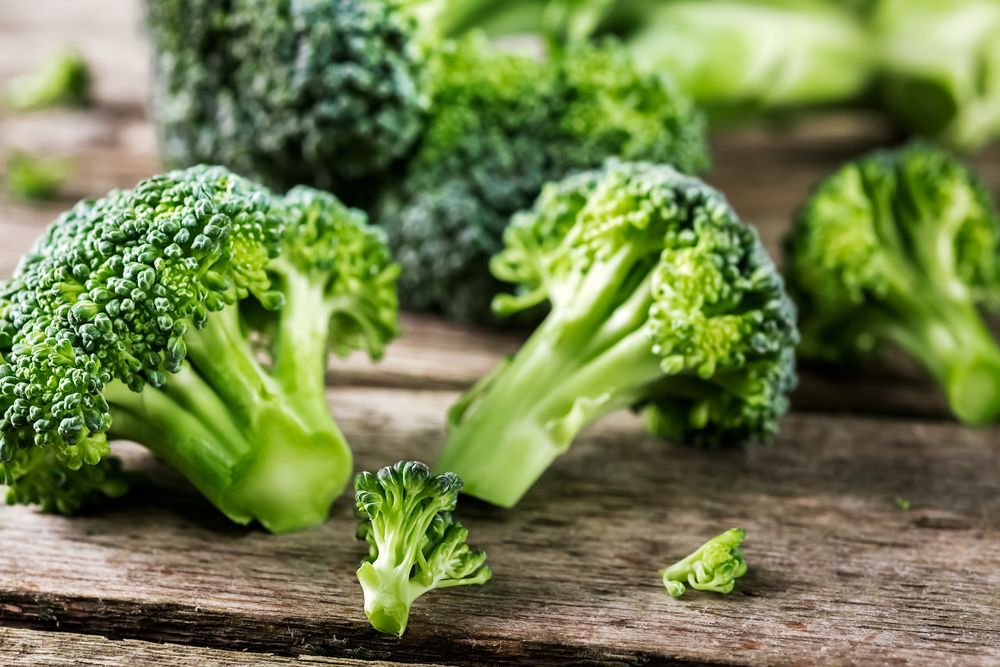 Broccoli - Benefits, Nutrition, Side Effects & Recipes - HealthifyMe