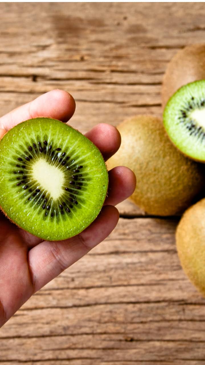 9 Powerful Health Benefits Of Kiwi Fruit - Blog - HealthifyMe