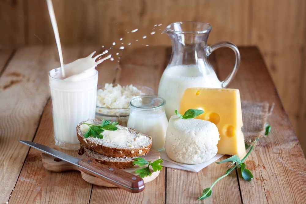 Benefits, Uses and Everything About Goat Milk- HealthifyMe