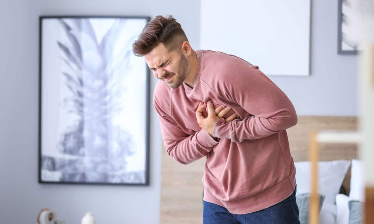 Chest Pain: Causes, Symptoms, and Treatment- HealthifyMe