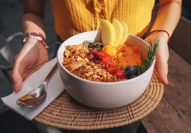 Mangosteen Health Benefits, Side Effects, Uses HealthifyMe