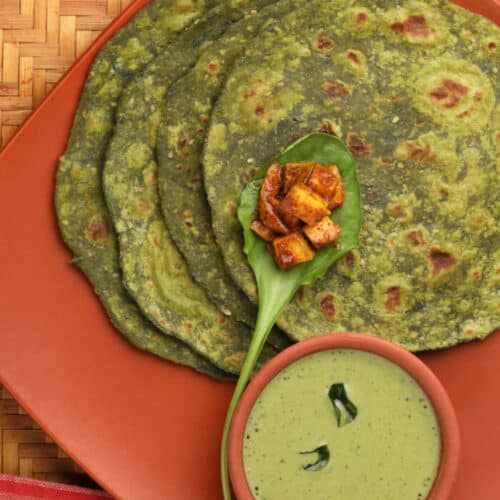 Palak Paratha (1)