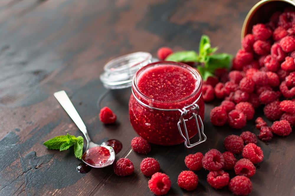 Raspberries: Health Benefits, Recipes and Side Effects- HealthifyMe