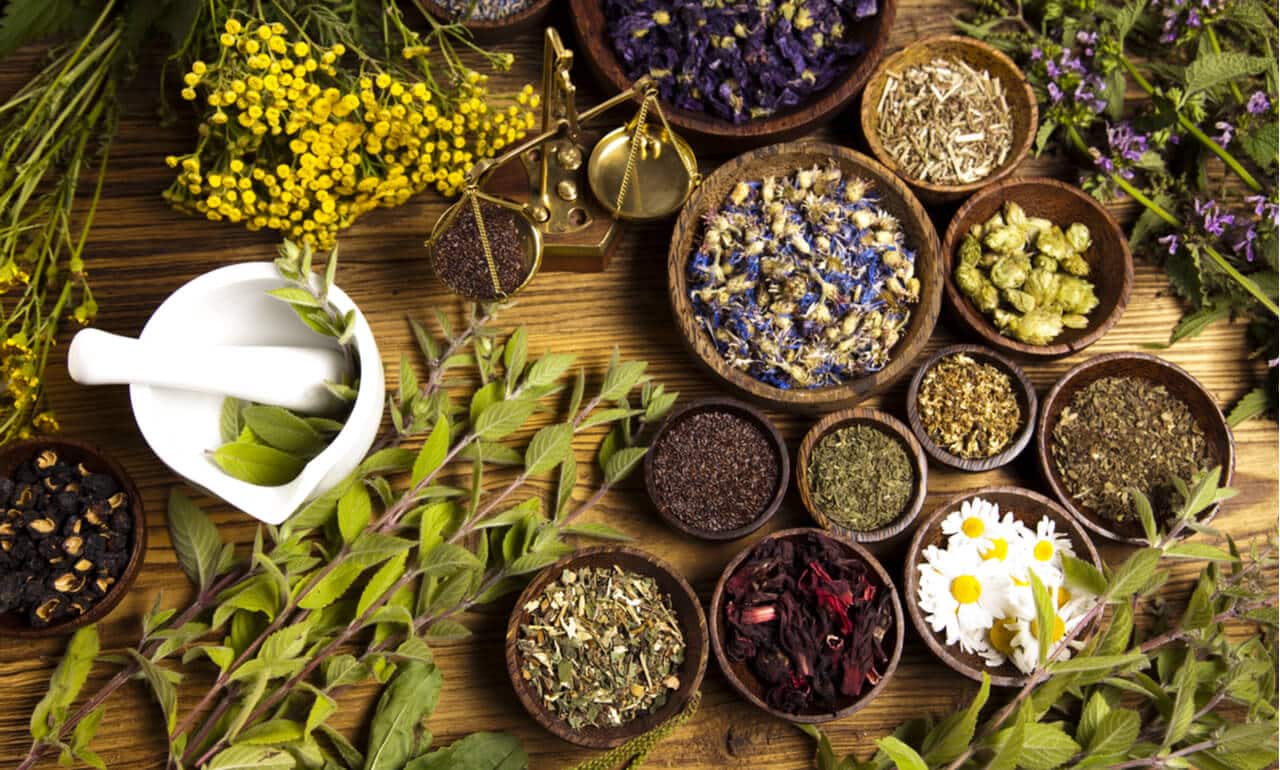 Natural Ways to Manage PCOS Using Herbs