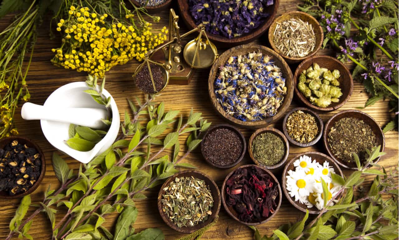 Natural Ways to Manage PCOS Using Herbs- HealthifyMe