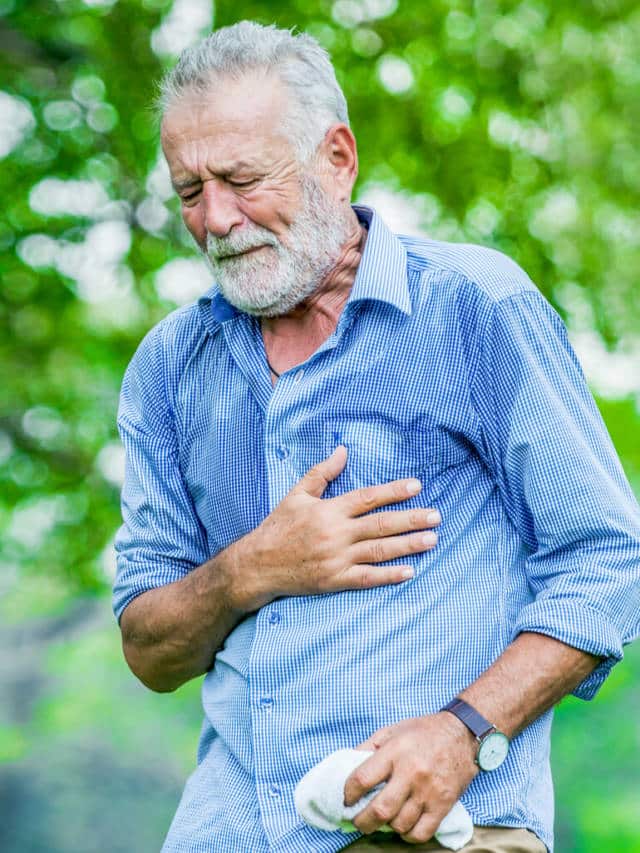 6 Warning Signs and Symptoms of a Heart Attack