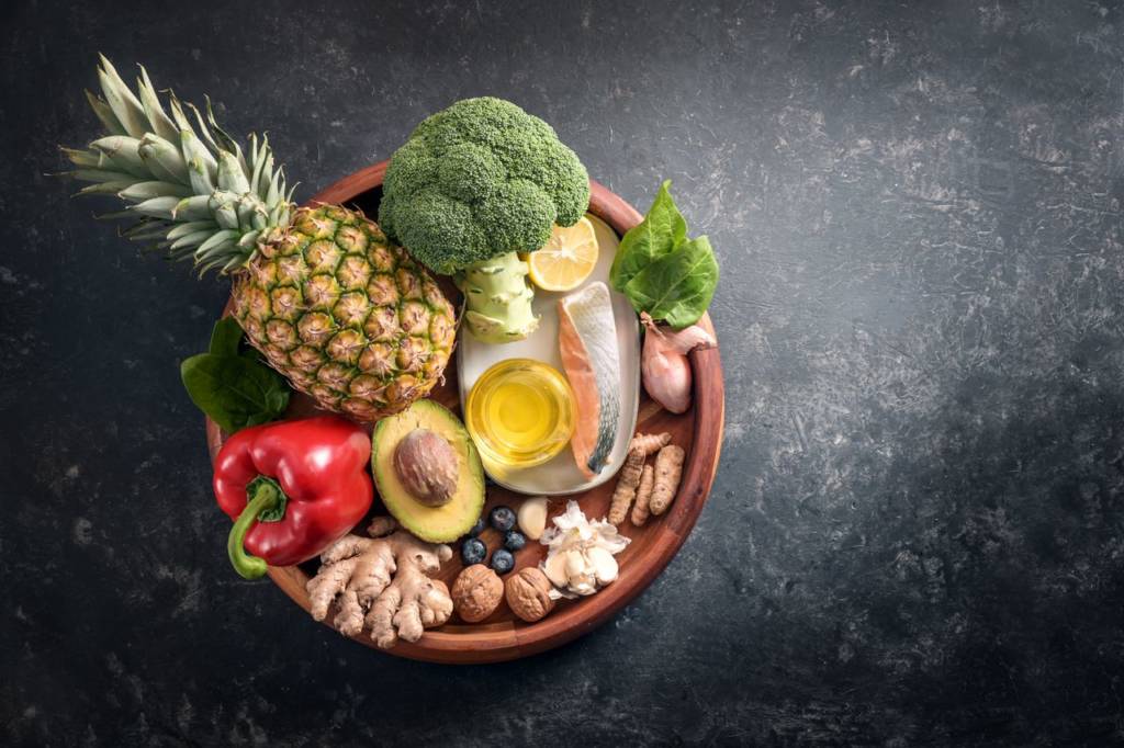 Rheumatoid Arthritis Foods That You Should Eat And Avoid HealthifyMe juicing-for-arthritis-rheumatoid-arthritis-diet-arthritis-remedies-juicing-for-health