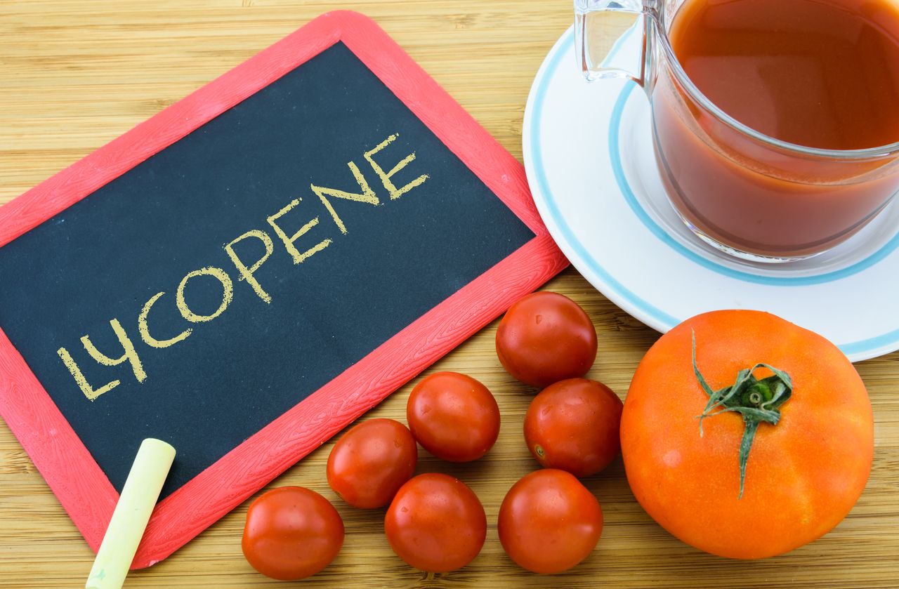 Lycopene Overdose: The Side Effect of Eating Many Tomatoes- HealthifyMe