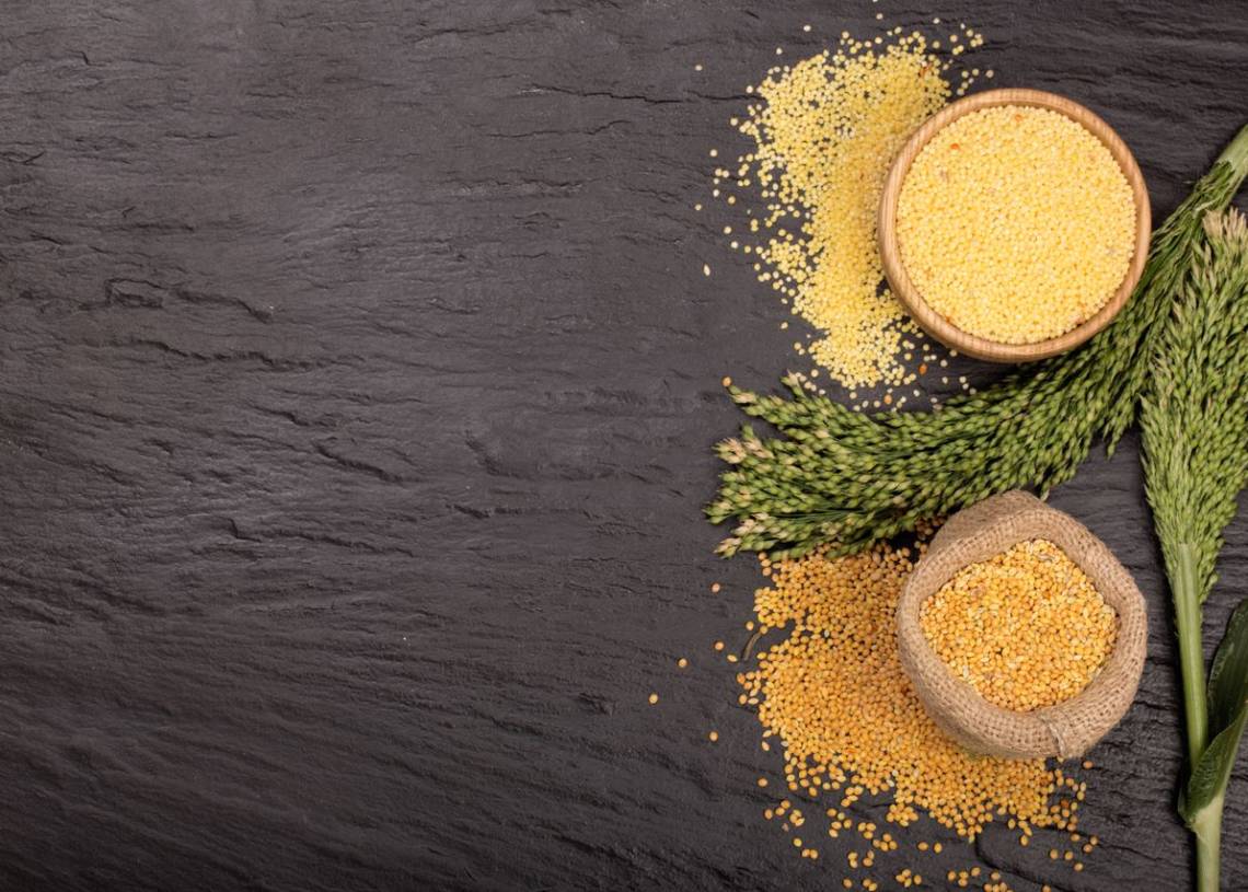 Almond Milk: Health Benefits, Precautions and Ways to Use- HealthifyMe