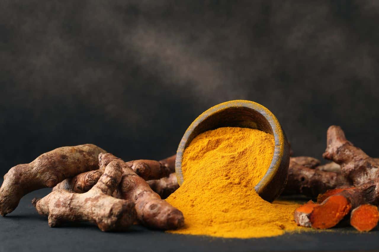 Turmeric for Rheumatoid Arthritis: Benefits and Uses- HealthifyMe