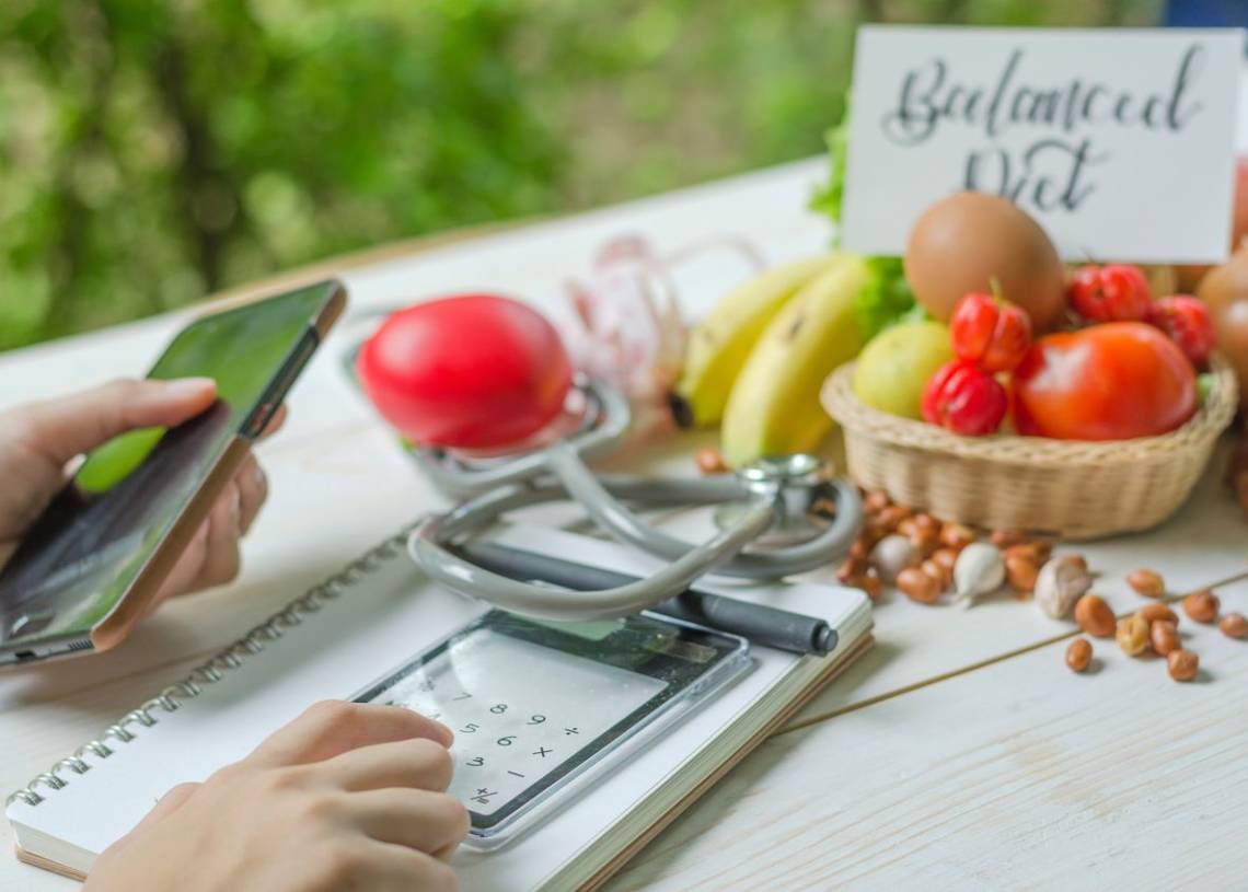 6 Benefits of Adding Nuts to Your Diet HealthifyMe Blog