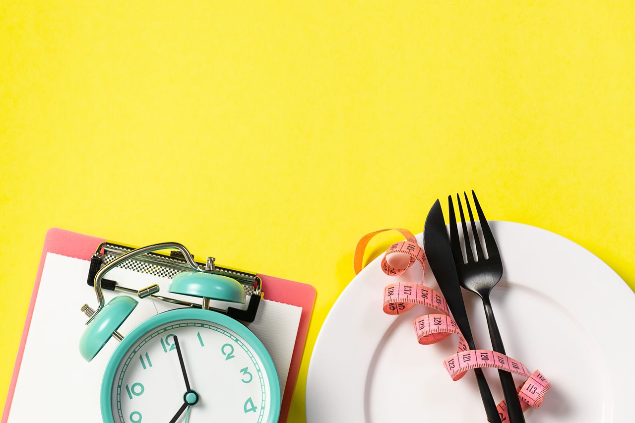 A comparison of intermittent fasting and other diets- HealthifyMe