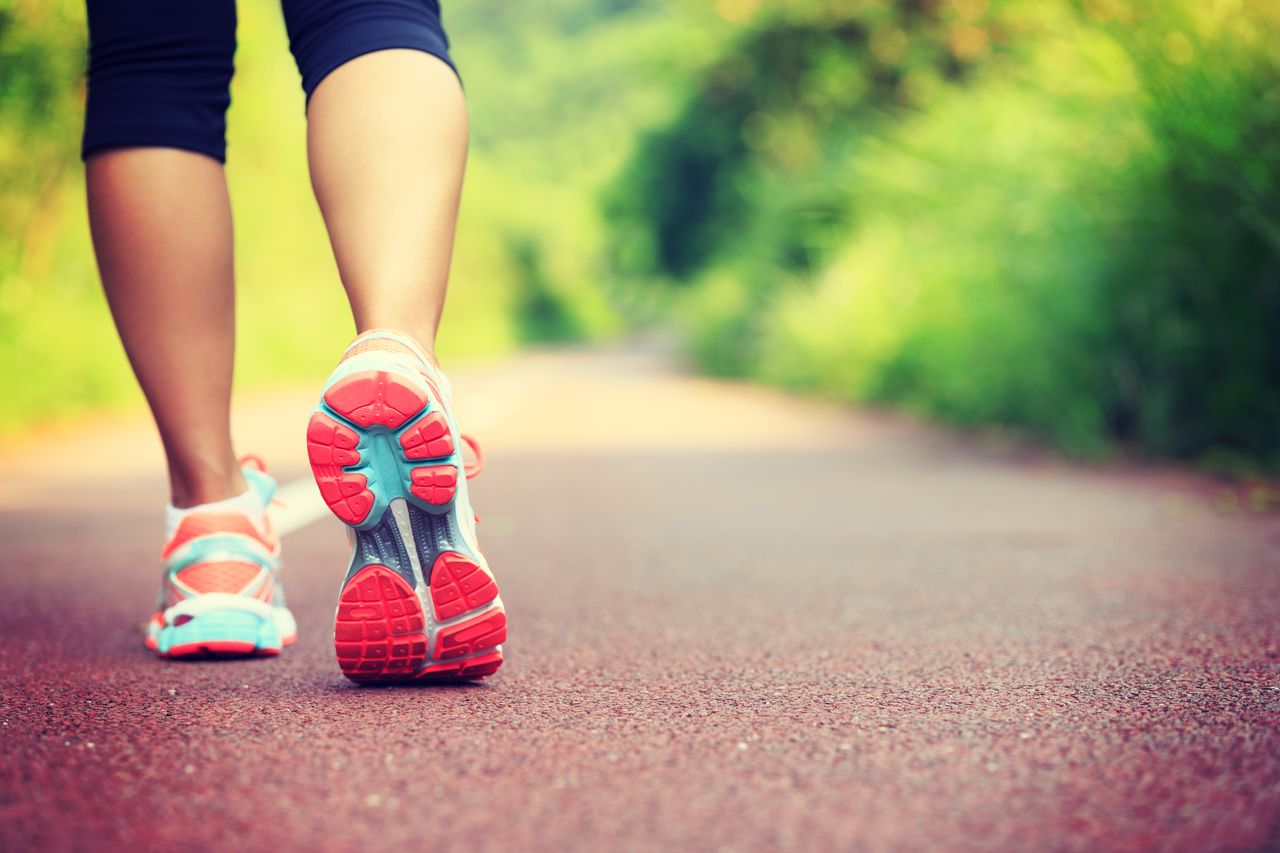 Walking for Weight Loss: Tips and Benefits- HealthifyMe