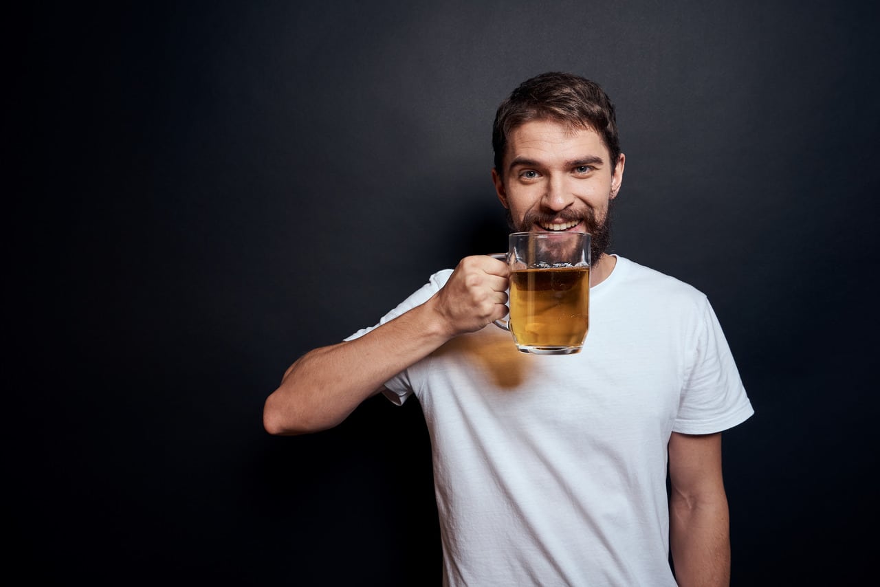 Diabetes and Beer: Can Diabetics Drink Beer?- HealthifyMe
