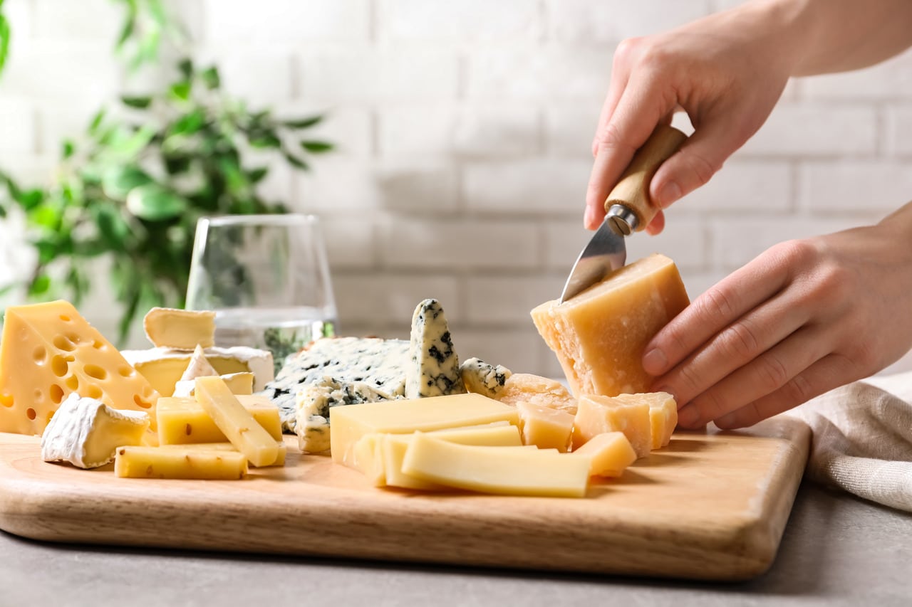 Cheese for Cholesterol: Finding The Best Cheese- HealthifyMe
