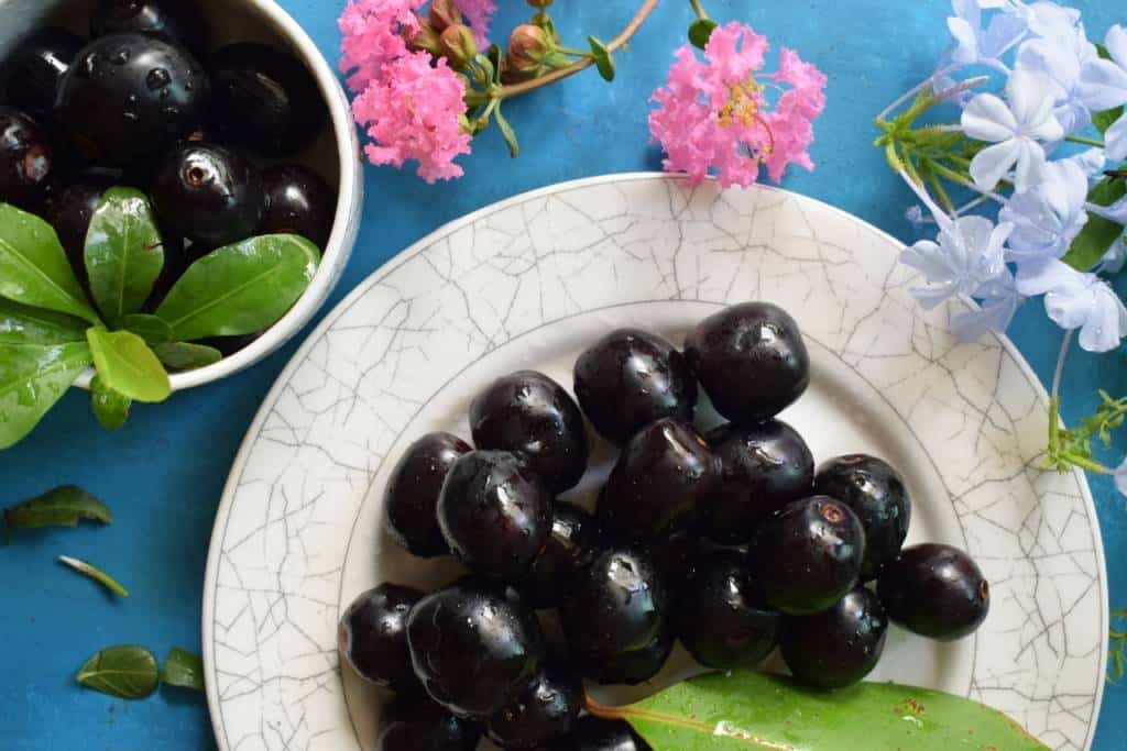 Is Jamun Good For Weight Loss? Let's Find Out Blog HealthifyMe