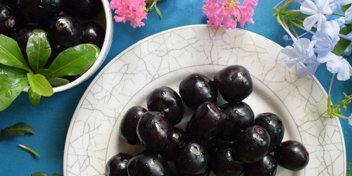 Is Jamun Good For Weight Loss? Let's Find Out Blog HealthifyMe