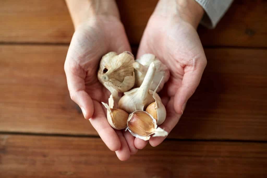 Garlic For Cholesterol Is Good Or Bad? HealthifyMe