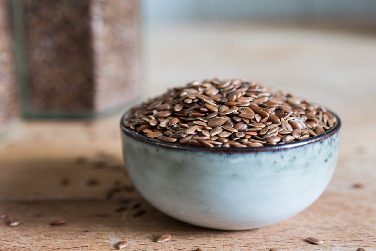 The Benefits and Nutritional Value of Flaxseeds- HealthifyMe
